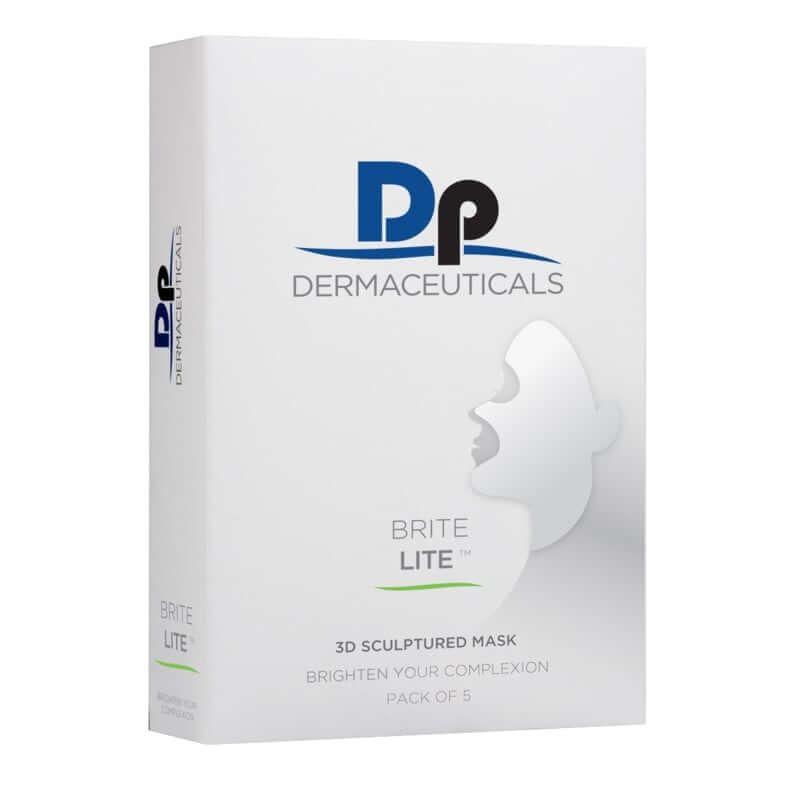 DP Dermaceuticals Brite Lite 3D Sculptured Face Mask 5 pack met helder witte verpakking voor een stralende teint.