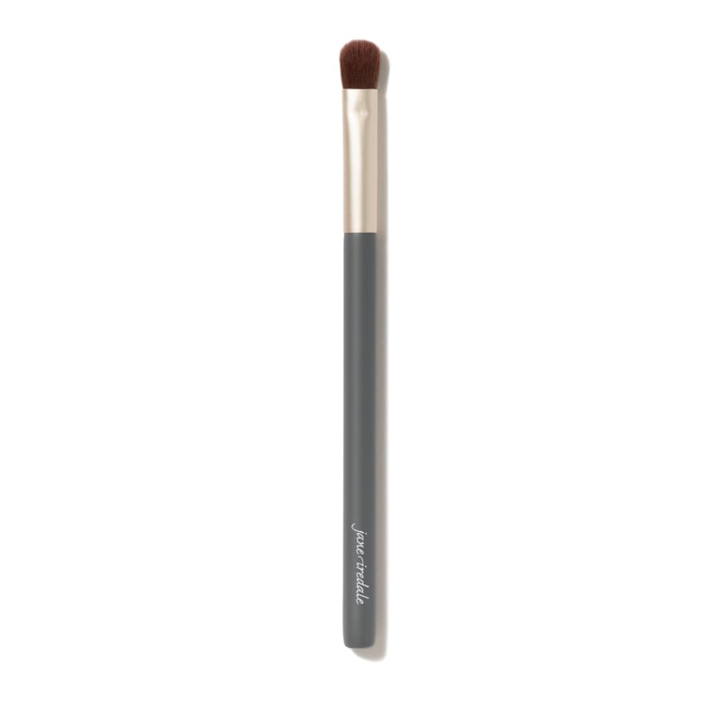 Jane Iredale - Flat Eye Brush met platte borstelharen voor precieze applicatie van oogmake-up en teintproducten.