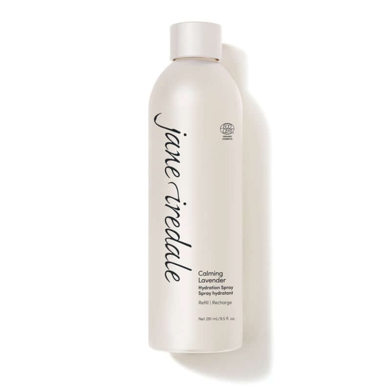 Jane Iredale Calming Lavender Hydration Spray Refill 281ml in een stijlvolle fles voor rustgevende hydratatie.