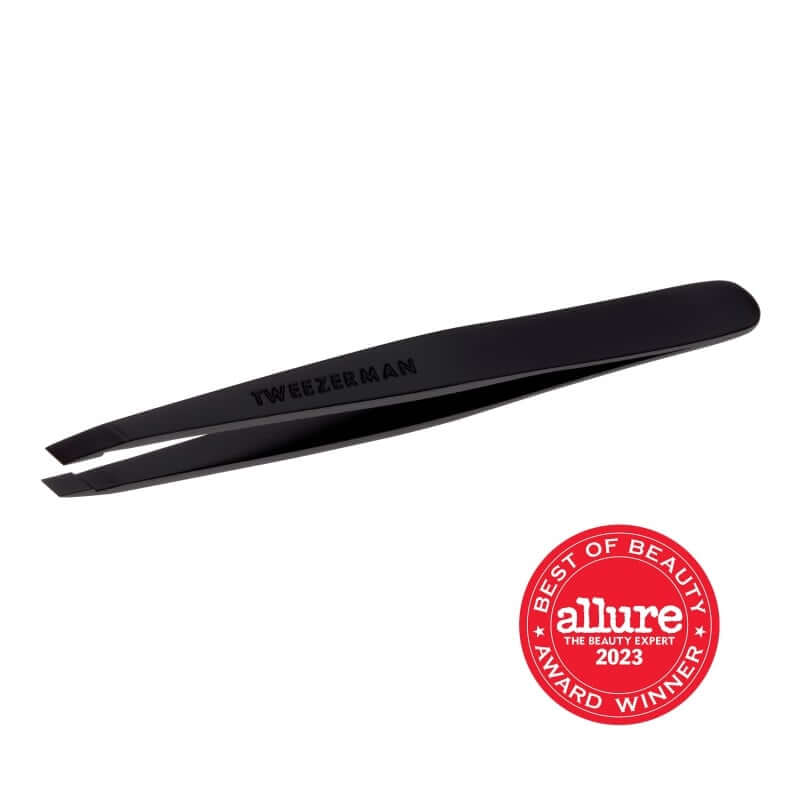 Tweezerman - Slant Tweezer Black Matte met awardwinning sticker, perfecte precision voor ontharing.