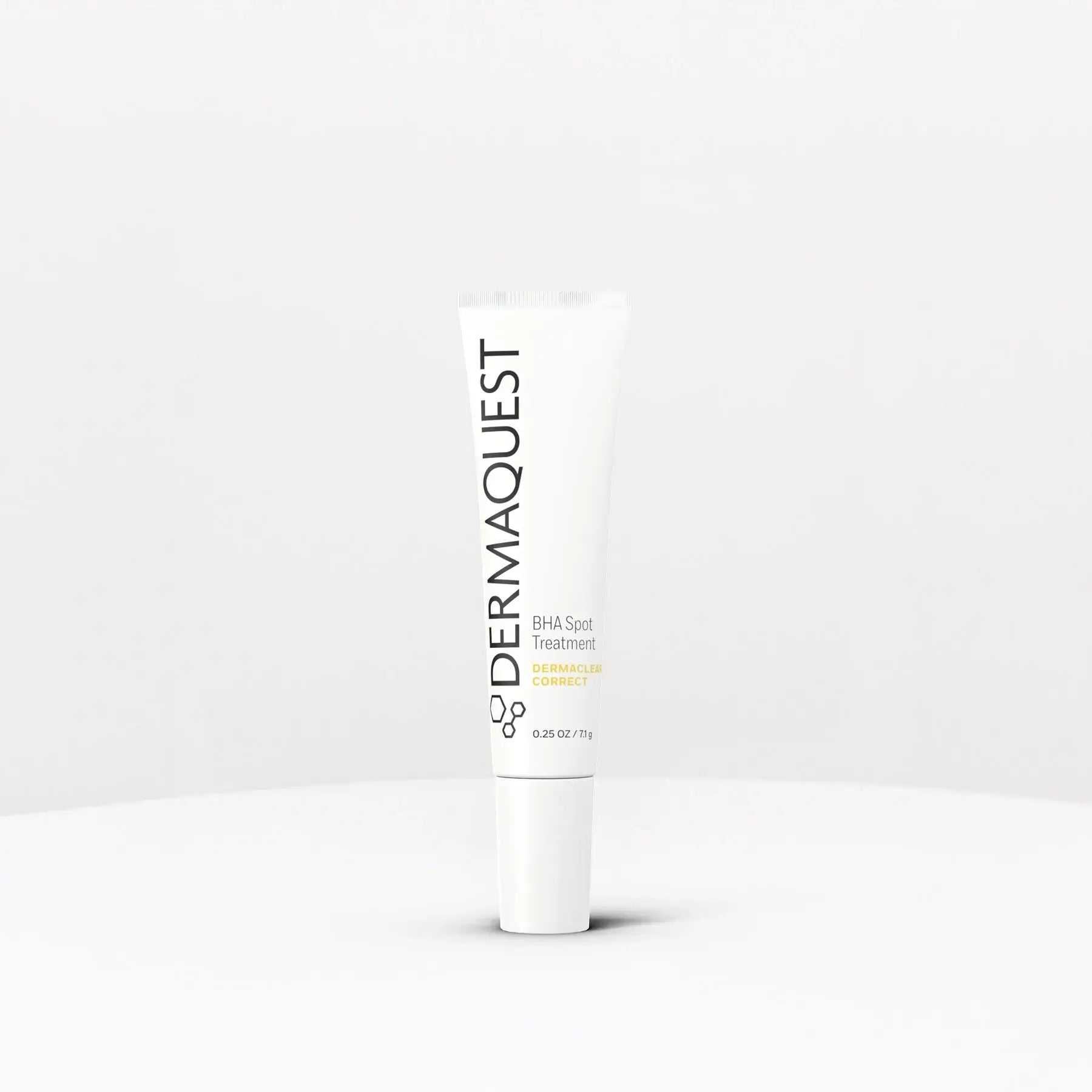 DermaQuest BHA Spot Treatment 7,1g tube voor gerichte behandeling van pijnlijke puistjes met salicylzuur.