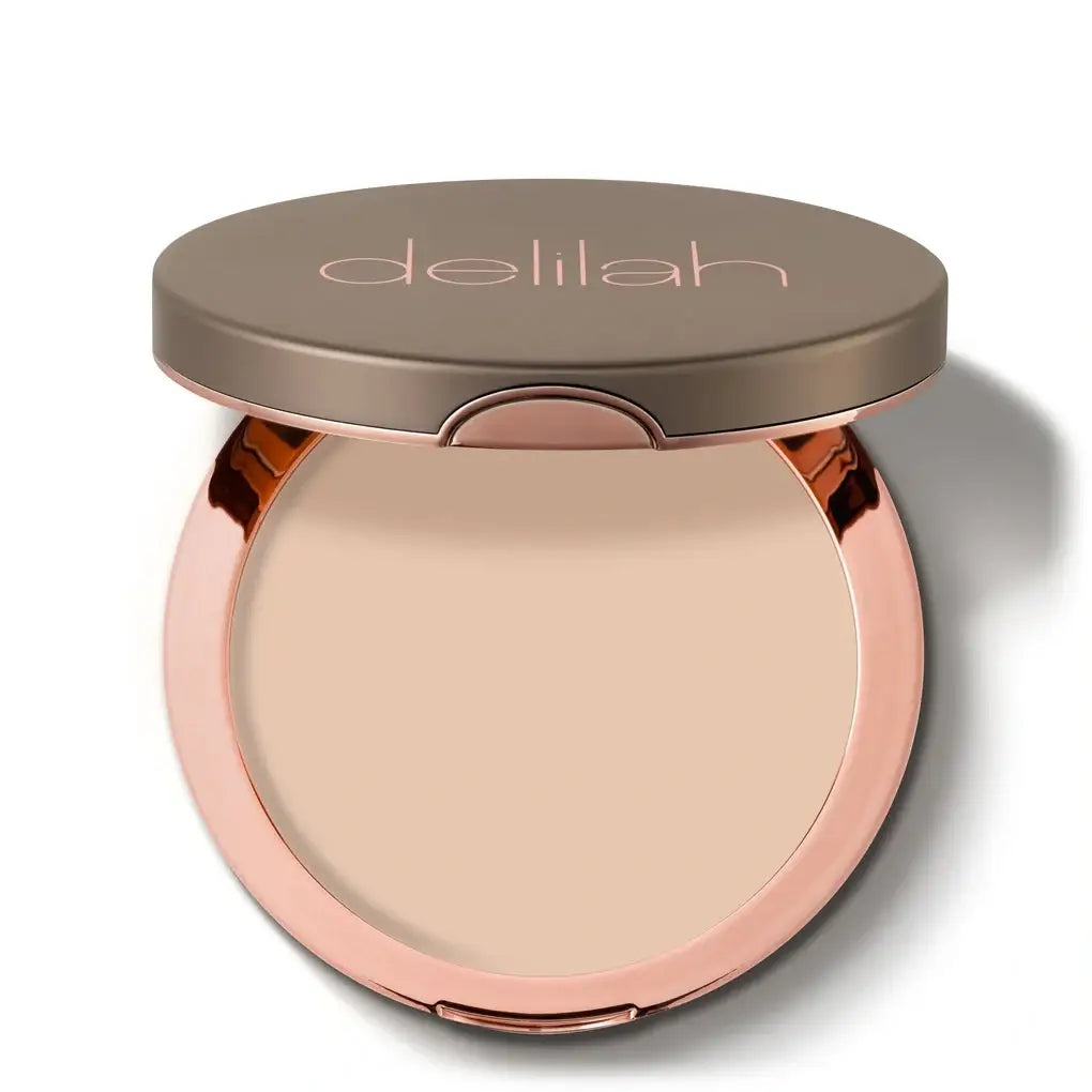 Delilah Pure Touch Hyaluronic Pressed Powder 9g