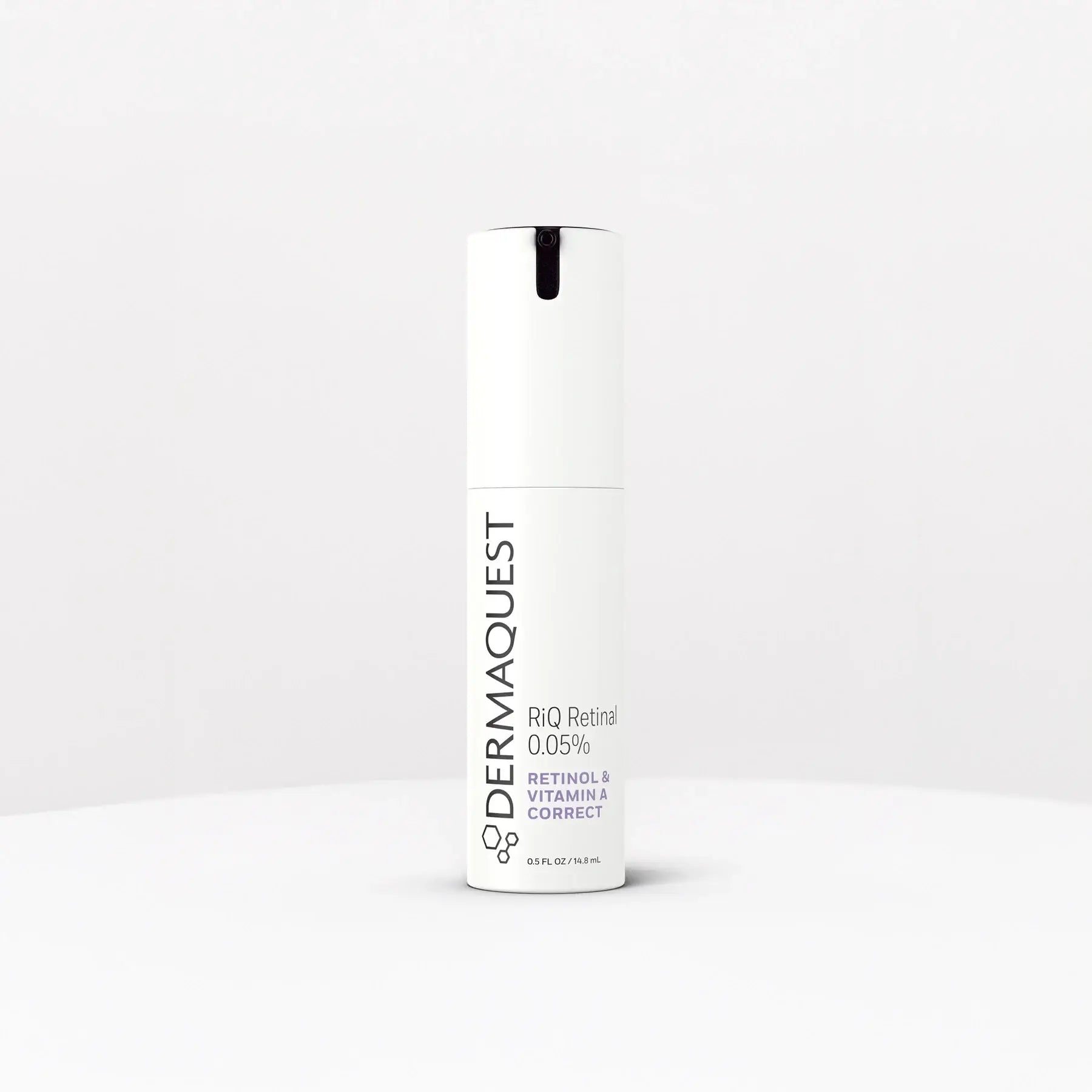 DermaQuest RiQ Retinal 0.05% 14,8ml, milde retinaldehyde serum voor gevoelige huid, helpt fijne lijntjes en onregelmatige teint verminderen.
