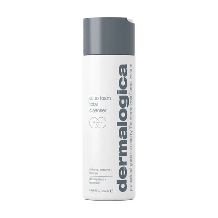 Dermalogica Oil to Foam Total Cleanser 250ml in luxe verpakking met duidelijk etiket voor grondige reiniging.