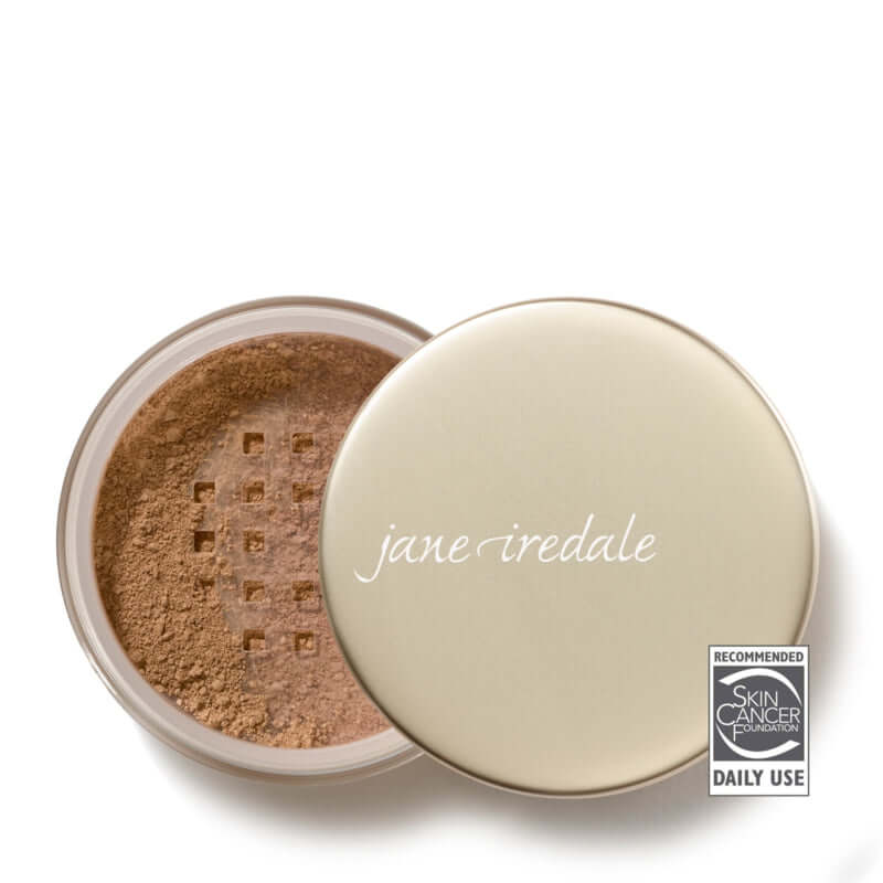 Jane Iredale - Amazing Base® SPF20 - Warm Brown 10.5g, luchtige minerale foundation in een elegante verpakking, ideaal voor een stralende huid.