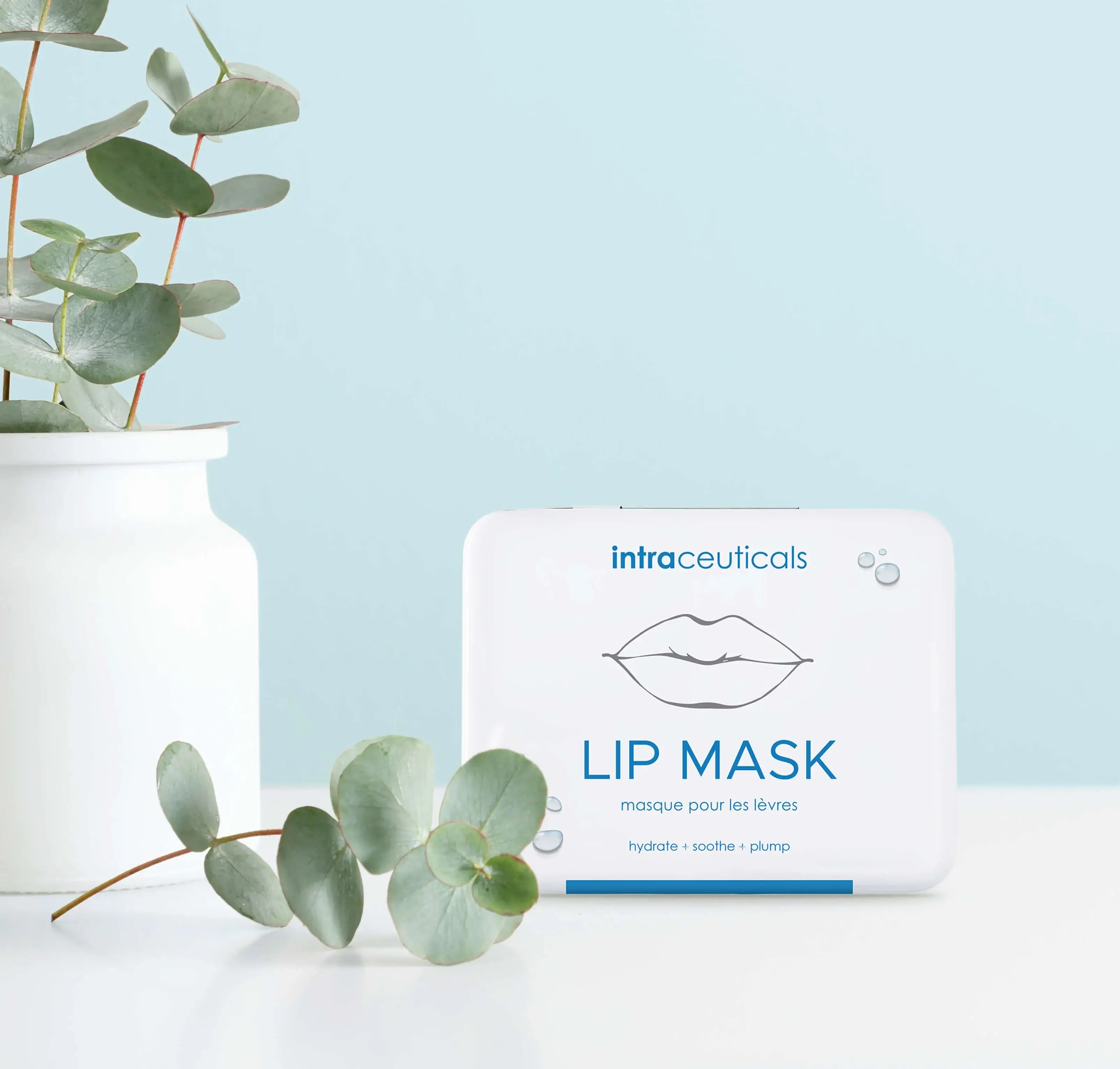 Intraceuticals Rejuvenate Lip Mask (6 pairs) verpakking met hydratatie en verzorging voor lippen, stijlvol voorwerp in lichte omgeving.