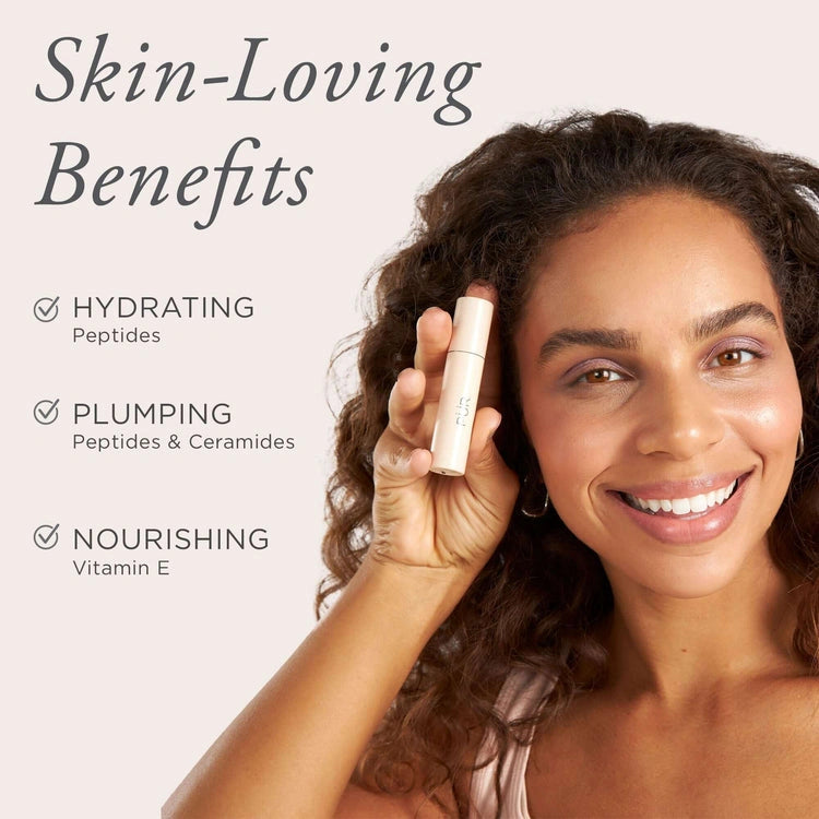 PUR On Point Tint Creamy Eyeshadow Silk 3ml in use, highlighting hydrating peptides and nourishing Vitamin E, model smiling.